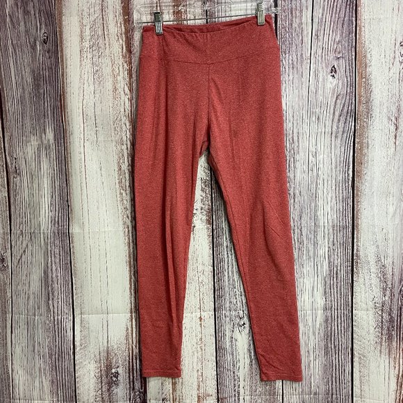 LuLaRoe Pants - LulaRoe Heather Red Leggings Women’s One Size. #5032